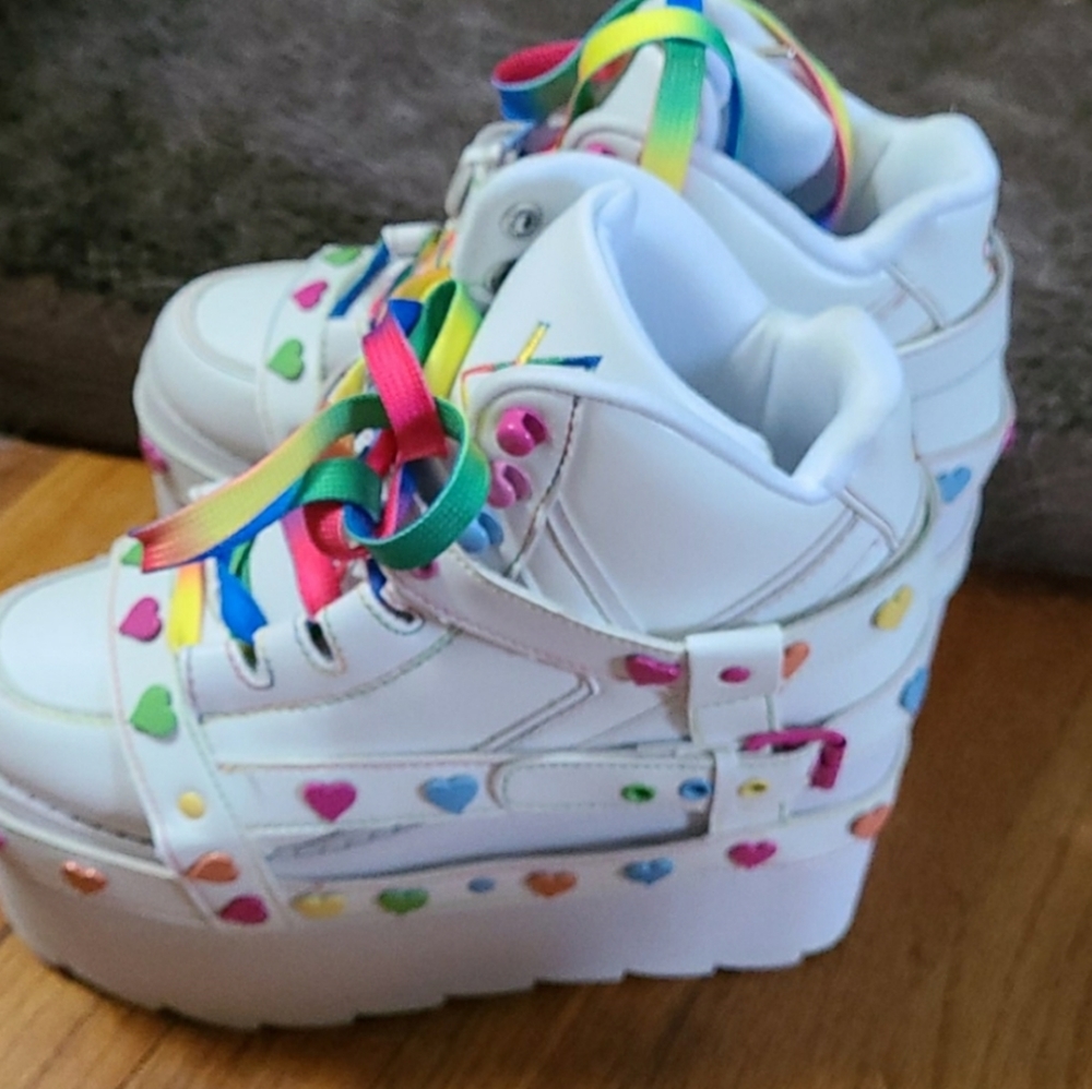 Authentic YRU platform shoes